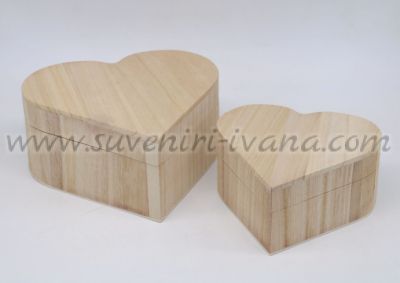 дървени кутии сърце