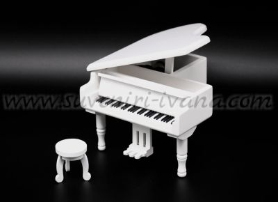 Декоративно пиано с музикален механизъм, бяло