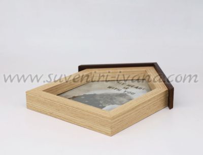 дървена фото рамка за маса или бюро