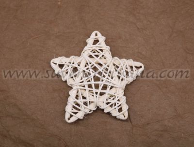 декоративна звезда от ратан