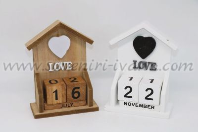 Дървен вечен календар 'Love', малък