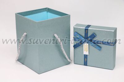 кутии за подаръци с дръжки