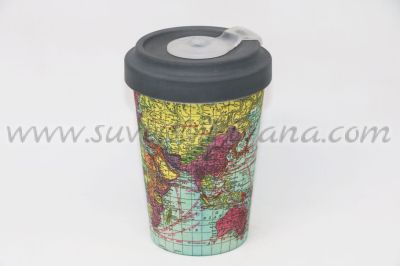 бамбукова еко чаша с картинка карта на света