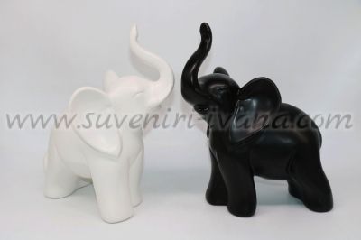 бяло и черно керамични слончета за декорация