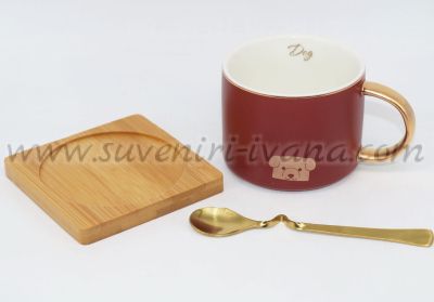 чаша за чай или кафе с бамбукова поставка