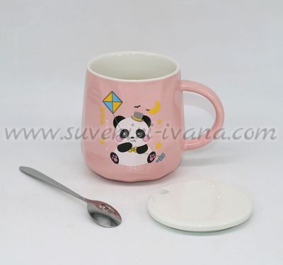 розова чаша с панда и хвърчило