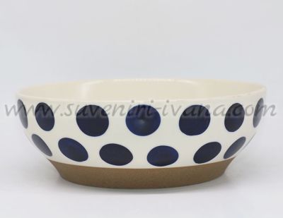 бяла керамична купа за плодове или салати