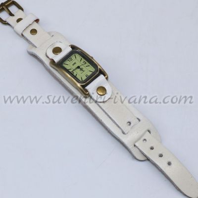 винтидж ръчен часовник с бяла каишка от естествена кожа