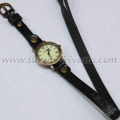 винтидж ръчен часовник тип гривна с черна каишка от естествена кожа