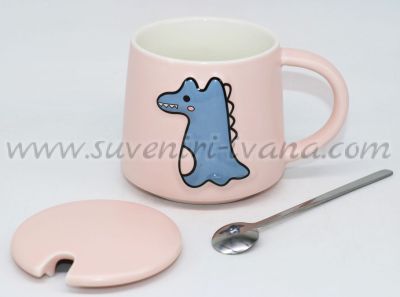 розова чаша с динозавърче капаче и лъжичка