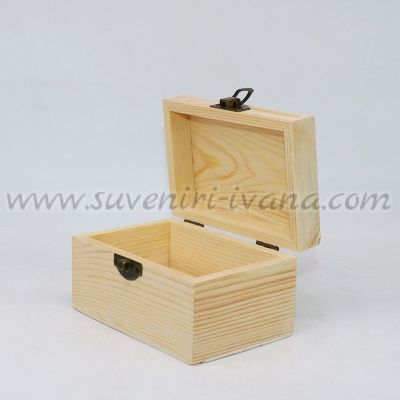 дървена кутия за декорация и декупаж