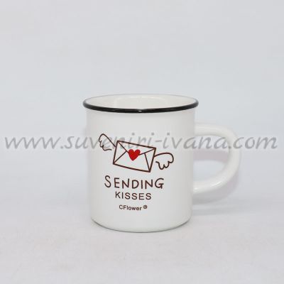 Чашка за кафе Sending kisses