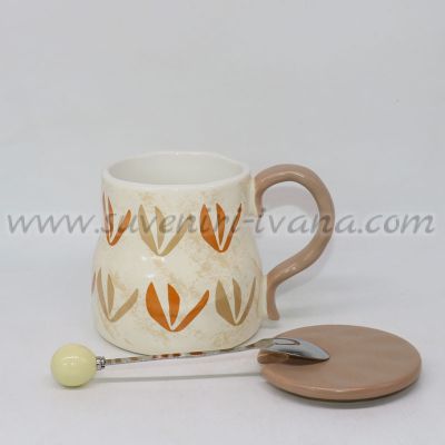 подаръчна чаша с капак и лъжичка