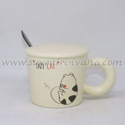 Керамична чаша с капак и лъжичка Lazy Cat, модел две