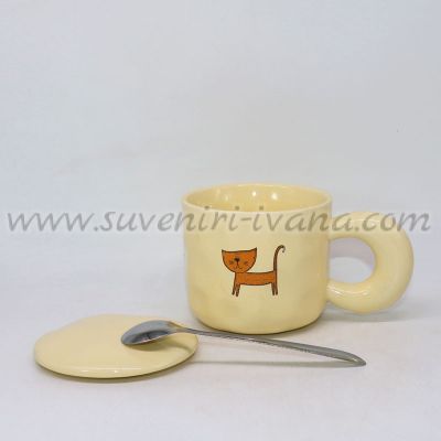 чаша с илюстрация на коте