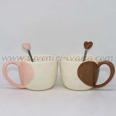 Романтичен комплект чаши със сърца и лъжички - модел две