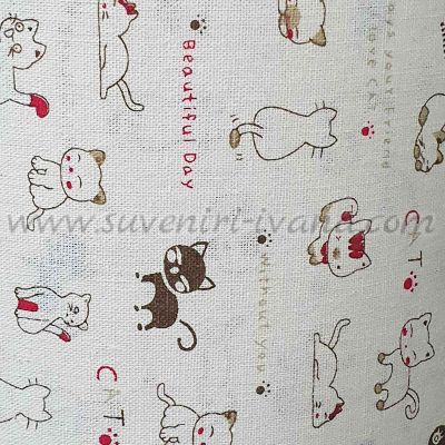 плат с котки подходящ за бебешки проекти