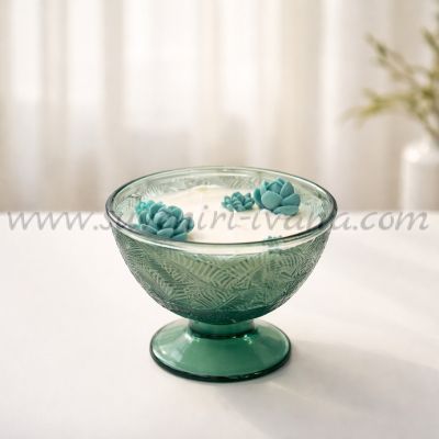 Декоративна ръчно изработена свещ от натурален восък