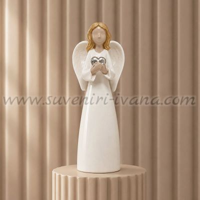 Декоративна фигурка ангел със сърце – 9,5 см