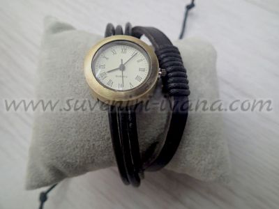 Часовник гривна в стил винтидж с каишка от естествена кожа