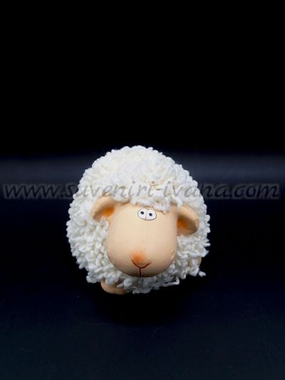 Овца керамична с гъста вълна 8,0 х 10,0 см.