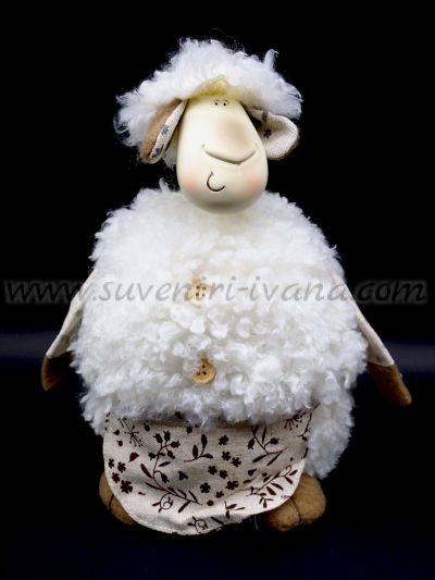 Овца - домакиня с гъста вълна бяла, ръчна изработка 20,0 х 14,0 см.