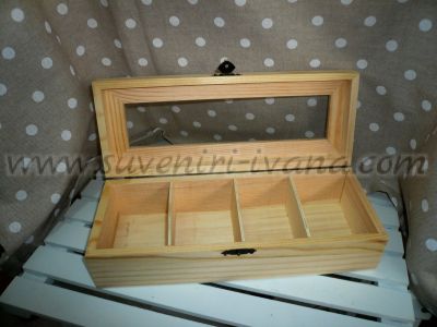 дървена кутия за чай с четири отделения
