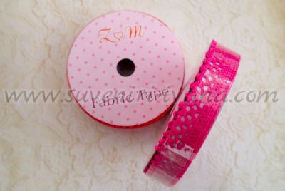 Розова дантела за декорация с двойнозалепваща лента