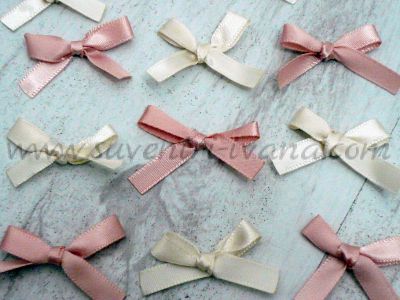 малки панделки за декорация