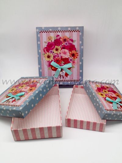 картонени кутии за подаръци