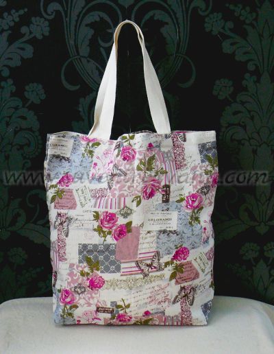 чанта от текстил с десен рози