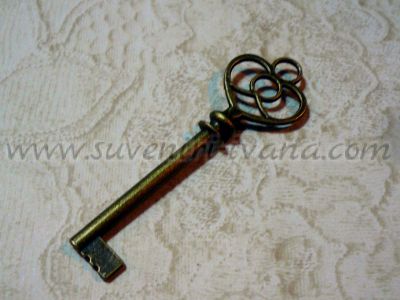 Винтидж елемент ключ 6,1 см.
