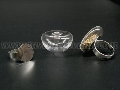 стъклена полусфера за пръстен