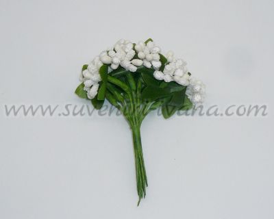 снопче бели цветчета, тичинки за декорация